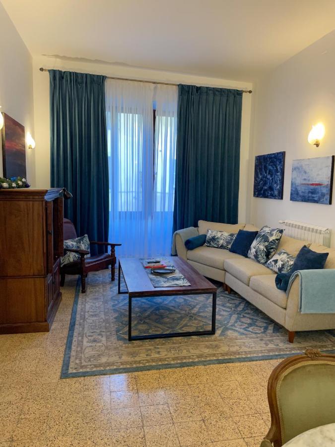 Orvieto: Spacious 3Br 3Ba Apartment With Balcony & Patio ภายนอก รูปภาพ